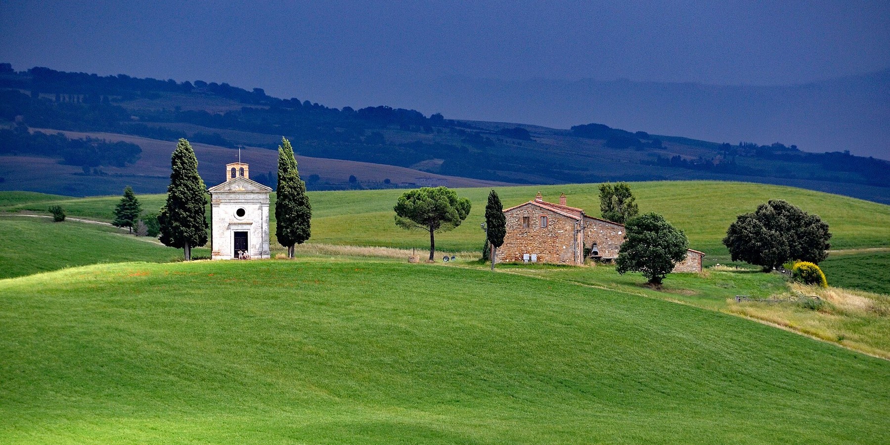 Cappella della Madonna di Vitaleta in Val d'Orcia